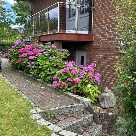Haus Sonnenwest * Rosengarten